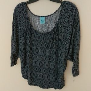 Printed knit dolman sleeve top